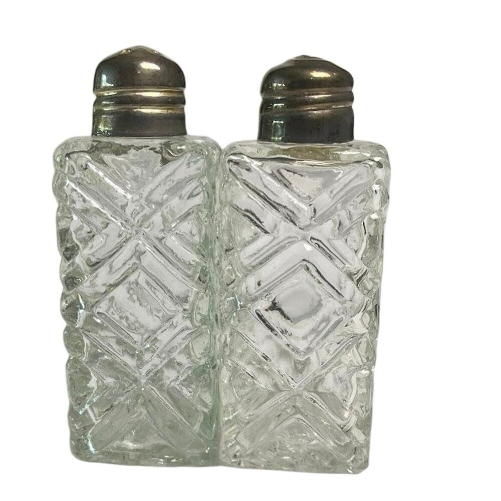 Vintage Pressed Glass Salt Pepper Shakers Clear Diamond Pattern Metal Tops 3”